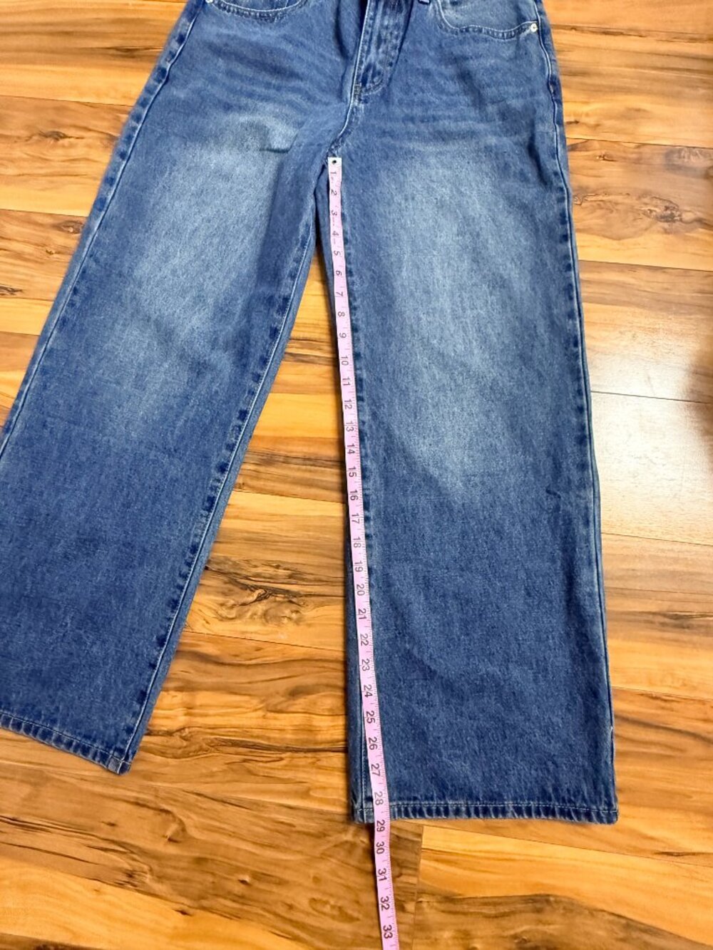 Edikted Karie Mid Rise Baggy Jeans Size M NWT - Picture 6 of 7